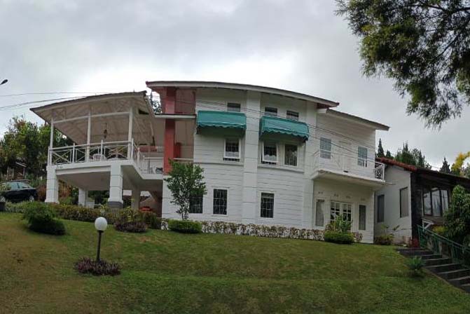 Villa Ambu Istana Bunga 4 Kamar Tidur